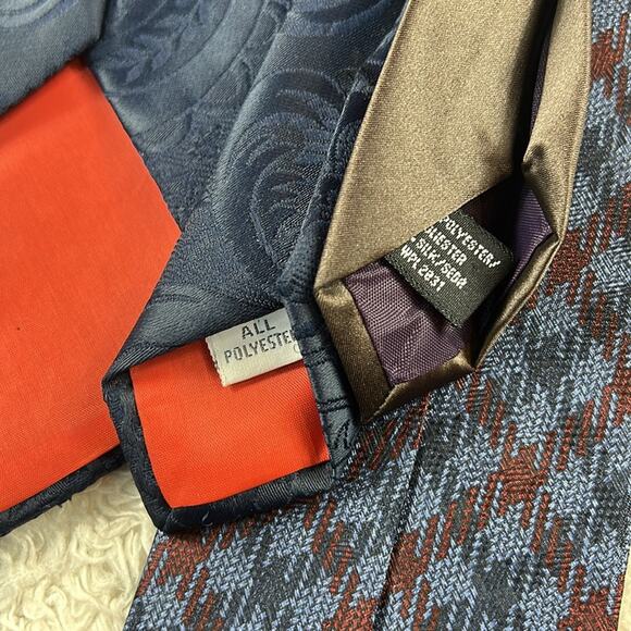 Lot of 4 neckties - bundle of blue and brown ties - vintage mixed lot - Picture 5 of 10